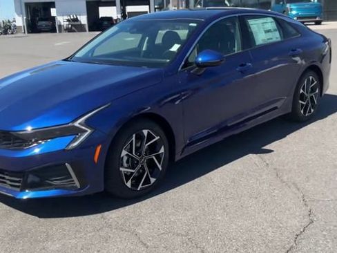 New 2026 Kia K5 EX image 3