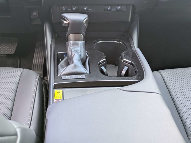 Certified 2023 Lexus ES 300h w/ Premium Package FWD image 18