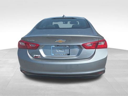Used 2025 Chevrolet Malibu LT FWD image 5