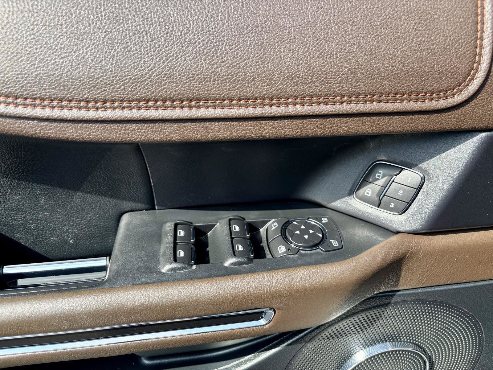 Used 2021 Ford Expedition Max King Ranch AWD/4WD image 26