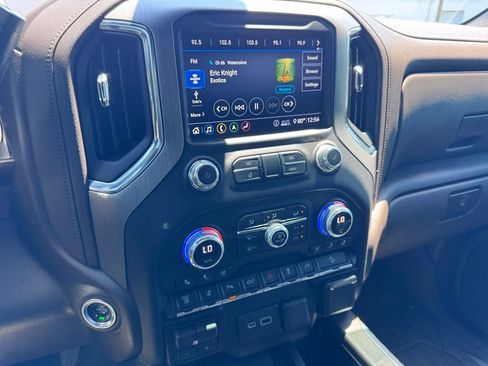 Used 2020 GMC Sierra 2500 Denali w/ Denali Ultimate Package AWD/4WD image 12