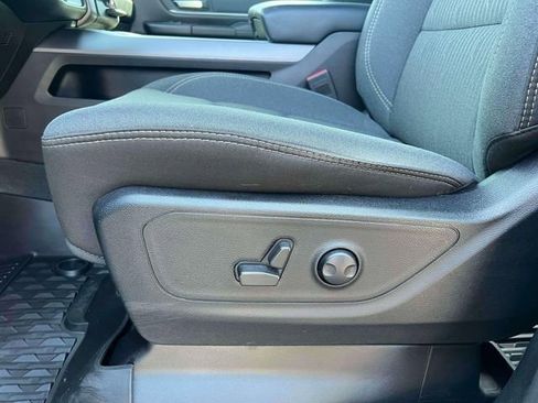 Used 2022 RAM 1500 Big Horn AWD/4WD image 24