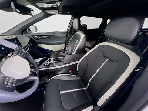 New 2025 Kia EV6 GT-Line image 18
