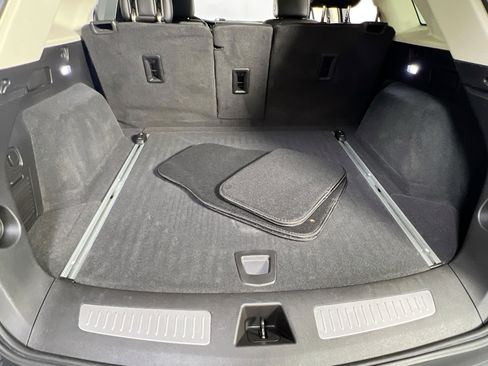 Used 2019 Cadillac XT5 Luxury image 25