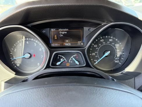 Used 2018 Ford Focus SE w/ Cold Weather Package FWD image 25