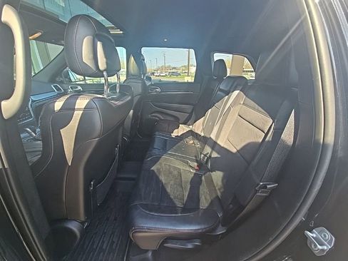 Used 2018 Jeep Grand Cherokee Trailhawk image 12
