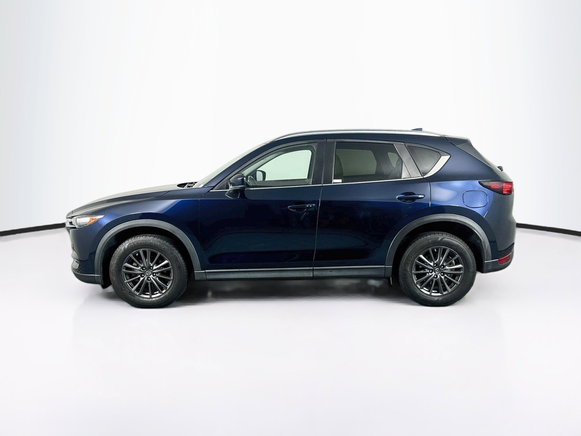 Used 2020 MAZDA CX-5 Touring FWD image 4