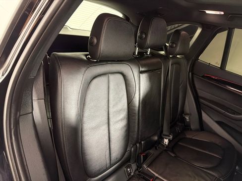 Used 2018 BMW X1 sDrive28i FWD image 23