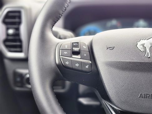 Used 2025 Ford Bronco Sport Badlands image 24