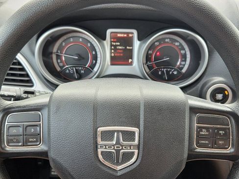 Used 2020 Dodge Journey SE w/ Blacktop Package image 21