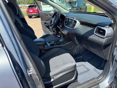 Used 2020 Kia Sorento AWD V6 image 27