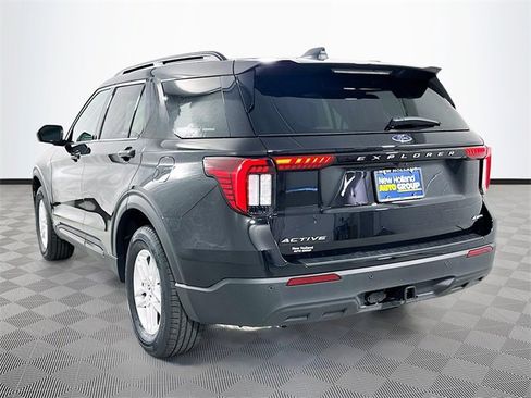 New 2026 Ford Explorer Active image 22