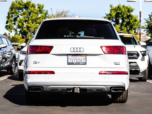 Used 2017 Audi Q7 3.0T Premium Plus image 10