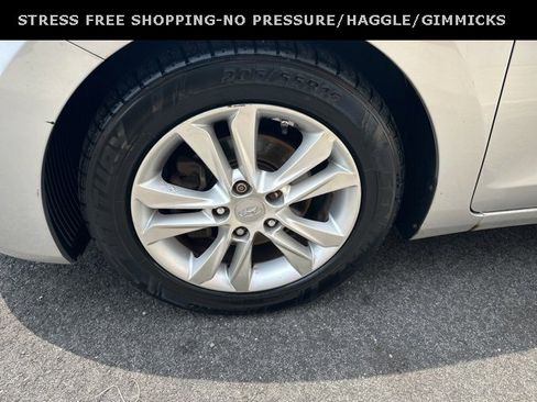 Used 2013 Hyundai Elantra GT image 5