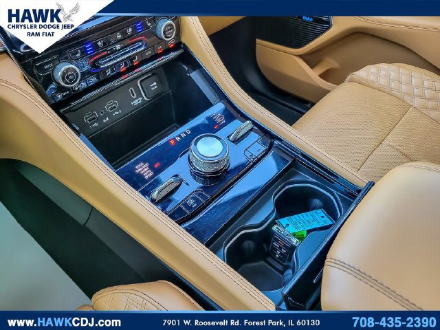 Used 2023 Jeep Grand Cherokee L Summit AWD/4WD image 23