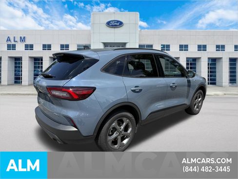 Used 2025 Ford Escape ST-Line Select AWD/4WD image 5