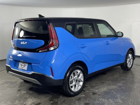 Used 2024 Kia Soul S image 5