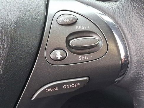 Used 2023 Nissan Murano SV image 22