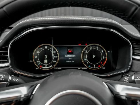 New 2026 Jaguar F-PACE R-Dynamic S image 12