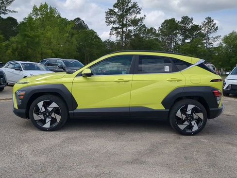 New 2024 Hyundai Kona Limited image 8