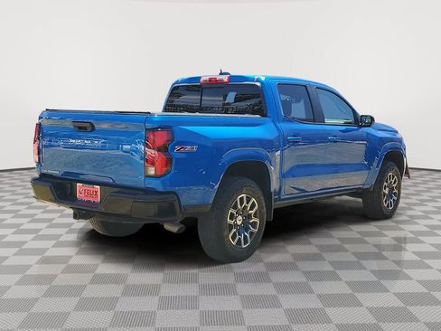 Used 2024 Chevrolet Colorado Z71 w/ Advanced Trailering Package AWD/4WD image 4
