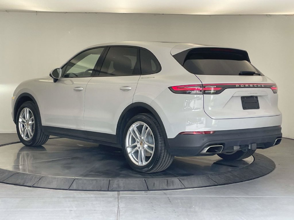 Certified 2023 Porsche Cayenne AWD/4WD image 3