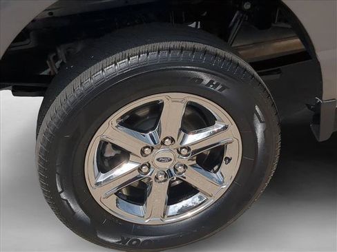 Used 2025 Ford F150 XLT w/ Equipment Group 301A Standard RWD image 22