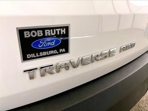 Used 2022 Chevrolet Traverse LT AWD/4WD image 13