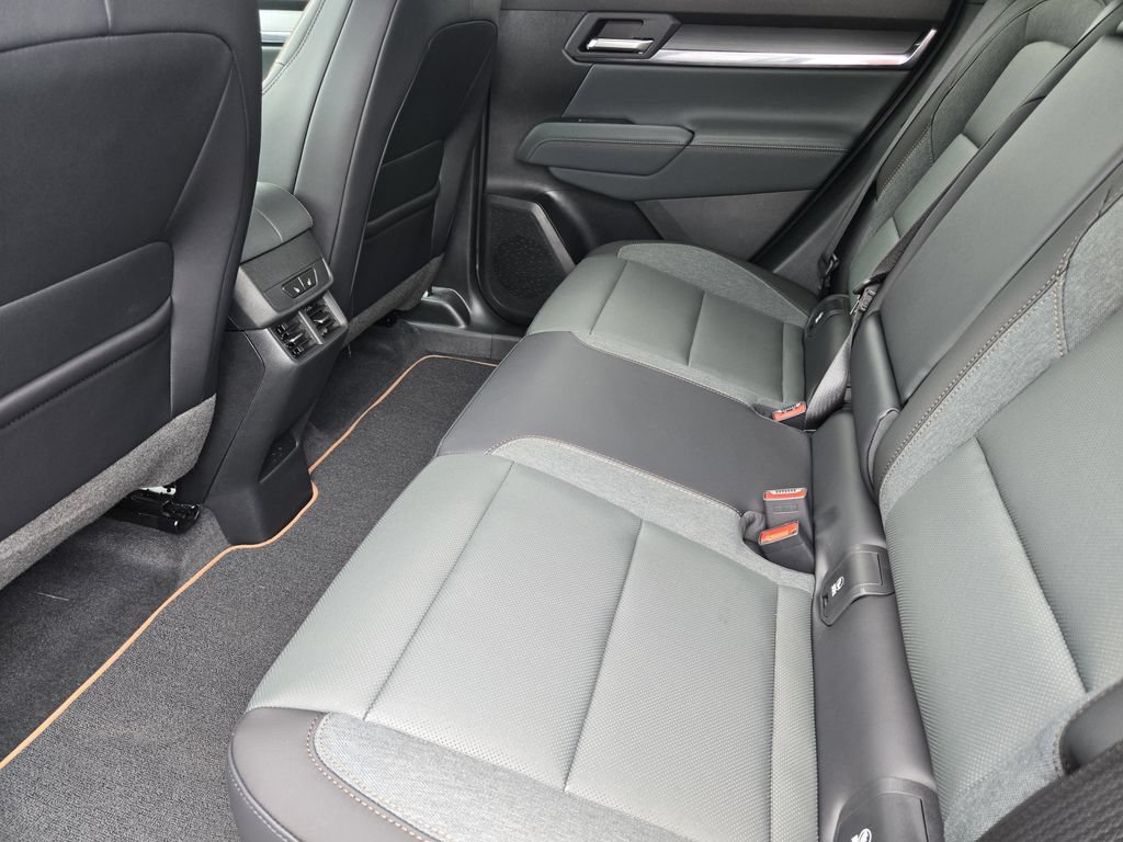 New 2027 GMC Terrain AT4 w/ Convenience Package III AWD/4WD image 18