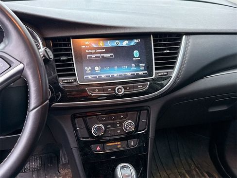 Used 2020 Buick Encore Preferred w/ Safety Package image 3