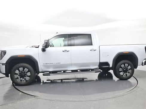 New 2026 GMC Sierra 3500 Denali w/ Technology Package image 3