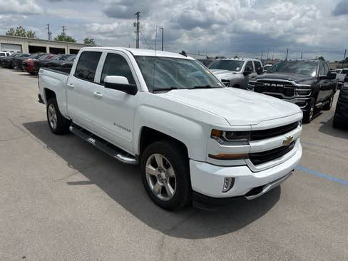 Used 2018 Chevrolet Silverado 1500 LT w/ All Star Edition AWD/4WD image 22