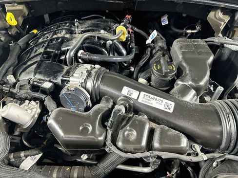 Used 2023 Jeep Grand Cherokee Altitude AWD/4WD image 29