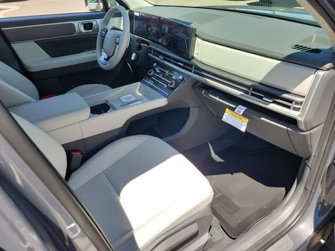 New 2027 Hyundai Santa Fe SE FWD image 19