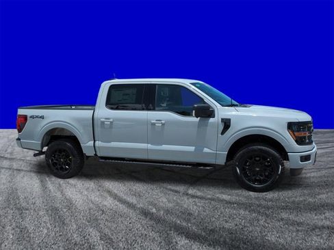New 2026 Ford F150 XLT w/ Equipment Group 302A MID AWD/4WD image 3