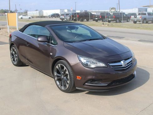 Used 2016 Buick Cascada Premium image 3