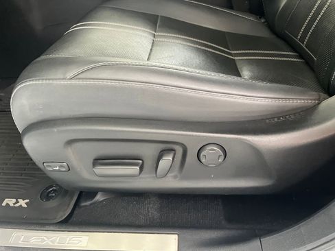 Used 2022 Lexus RX 450h AWD w/ Luxury Package image 80
