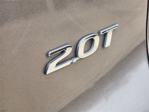 Used 2019 Hyundai Santa Fe Limited image 10