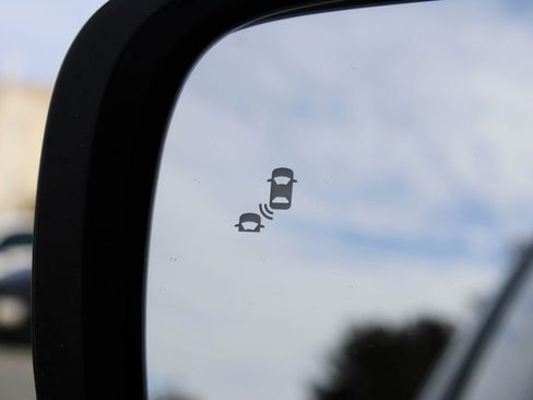 Certified 2023 Honda Pilot EX-L image 32