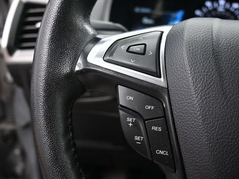 Used 2024 Ford Edge SEL AWD/4WD image 18