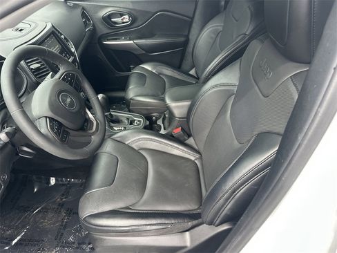 Used 2022 Jeep Cherokee Latitude Lux image 23