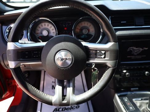 Used 2012 Ford Mustang GT RWD image 13