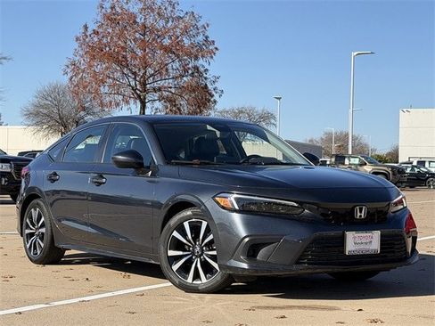 Used 2023 Honda Civic EX-L image 2