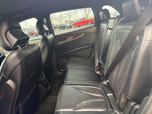 Used 2018 Lincoln MKX Reserve w/ Lincoln MKX Climate Package image 15