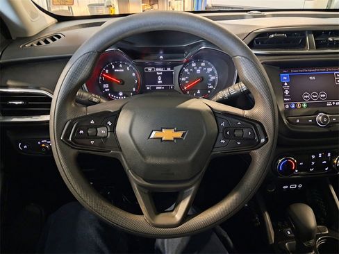 Used 2023 Chevrolet TrailBlazer LT image 18