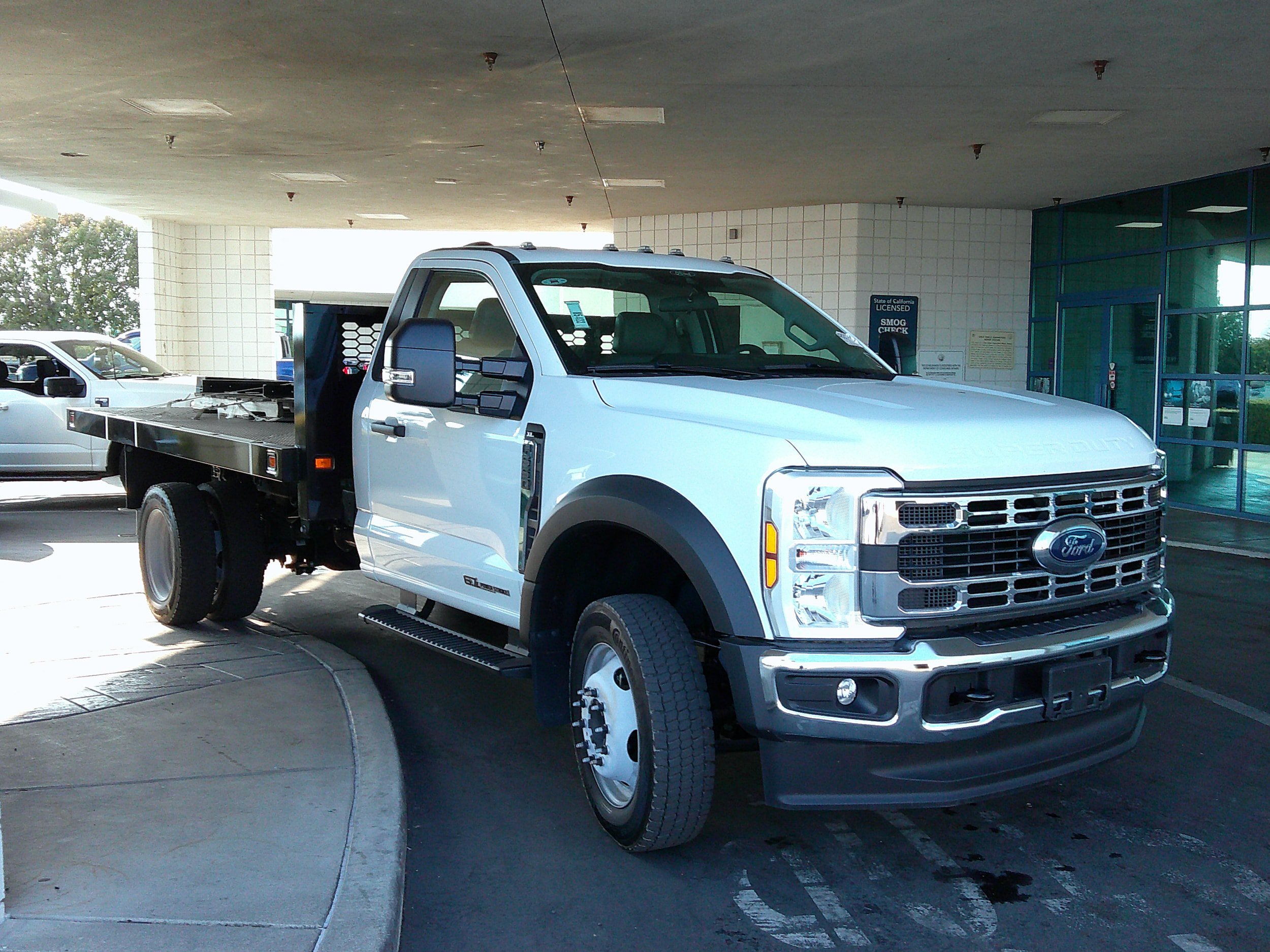 Used 2024 Ford F550 4x4 Regular Cab Super Duty w/ XL Chrome Package image 1