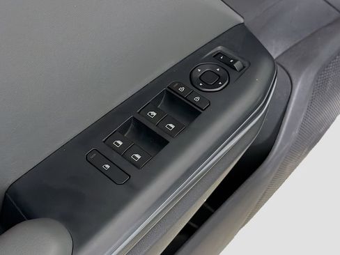 Used 2025 Kia K4 FWD image 20