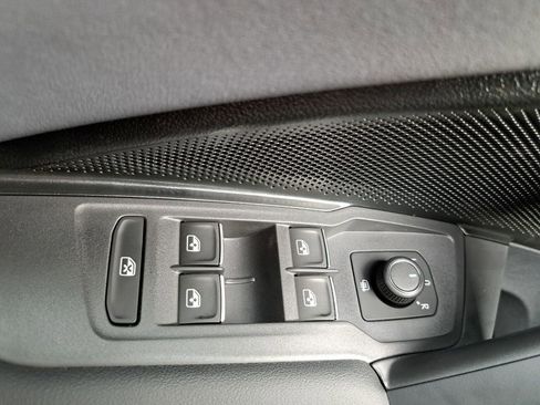 New 2026 Volkswagen Tiguan SE R-Line image 15