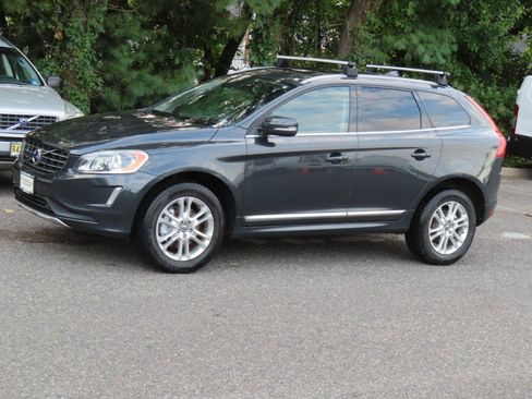 Used 2014 Volvo XC60 3.2 AWD/4WD image 2