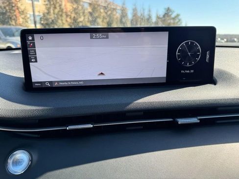 Certified 2025 Genesis GV70 3.5T Sport image 21